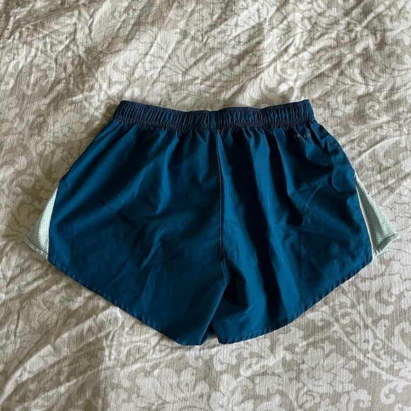 Nike dry fit running shorts - Picture 3 of 3